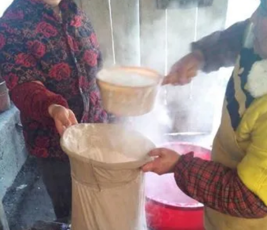 傳統手工做豆腐 傳統手工做豆腐