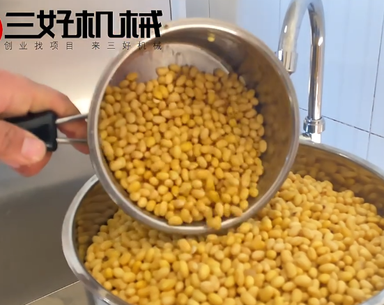 豆腐機磨漿 豆腐機磨漿