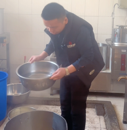 豆貴妃豆腐機(jī)怎么點(diǎn)漿