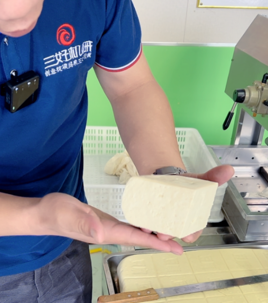 自動點漿豆腐機怎么做老嫩豆腐 自動點漿豆腐機怎么做老嫩豆腐